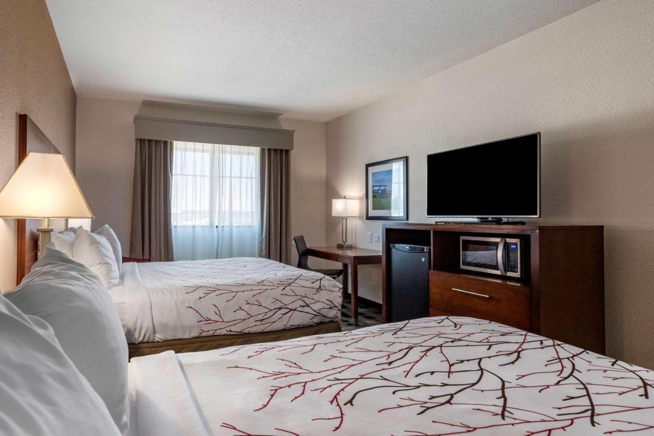 Best Western Plus Big Lake Inn Екстер'єр фото