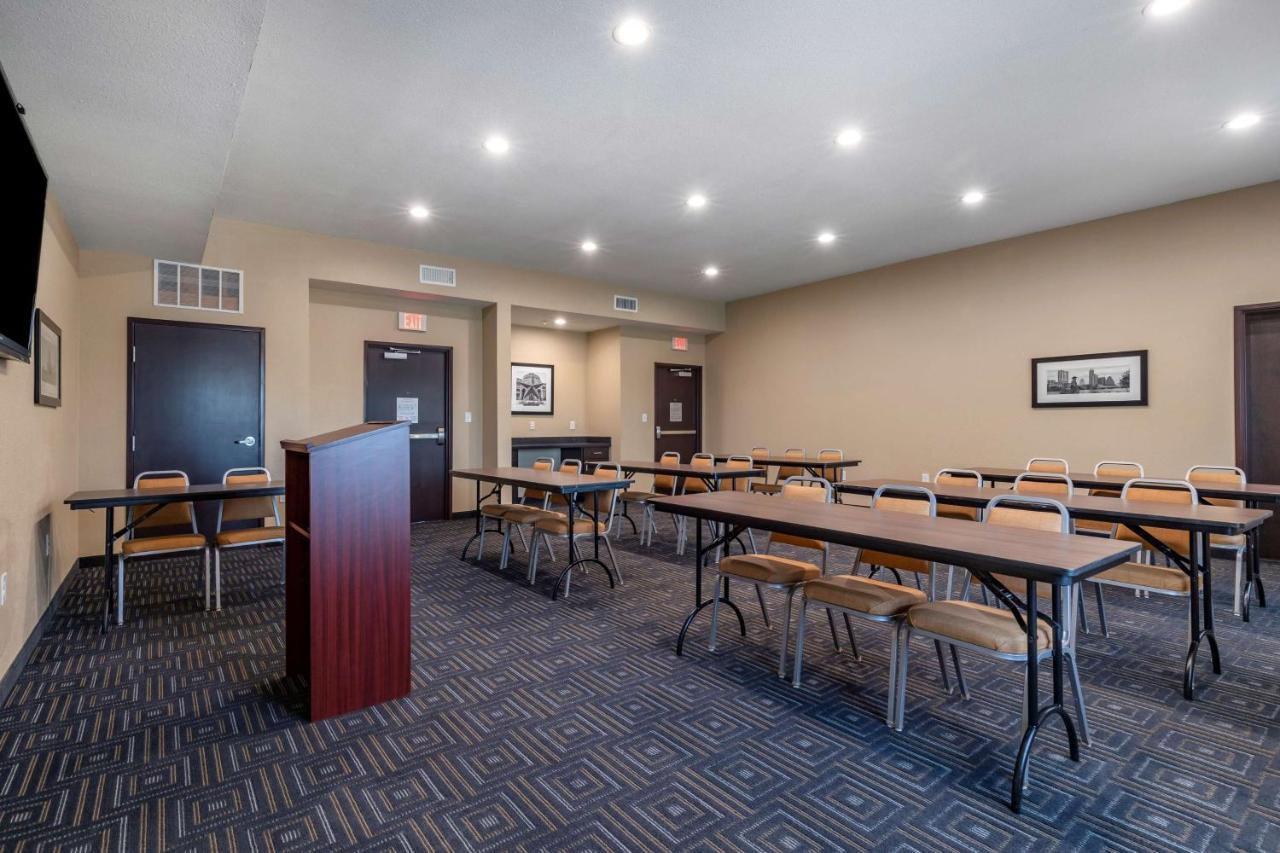 Best Western Plus Big Lake Inn Екстер'єр фото