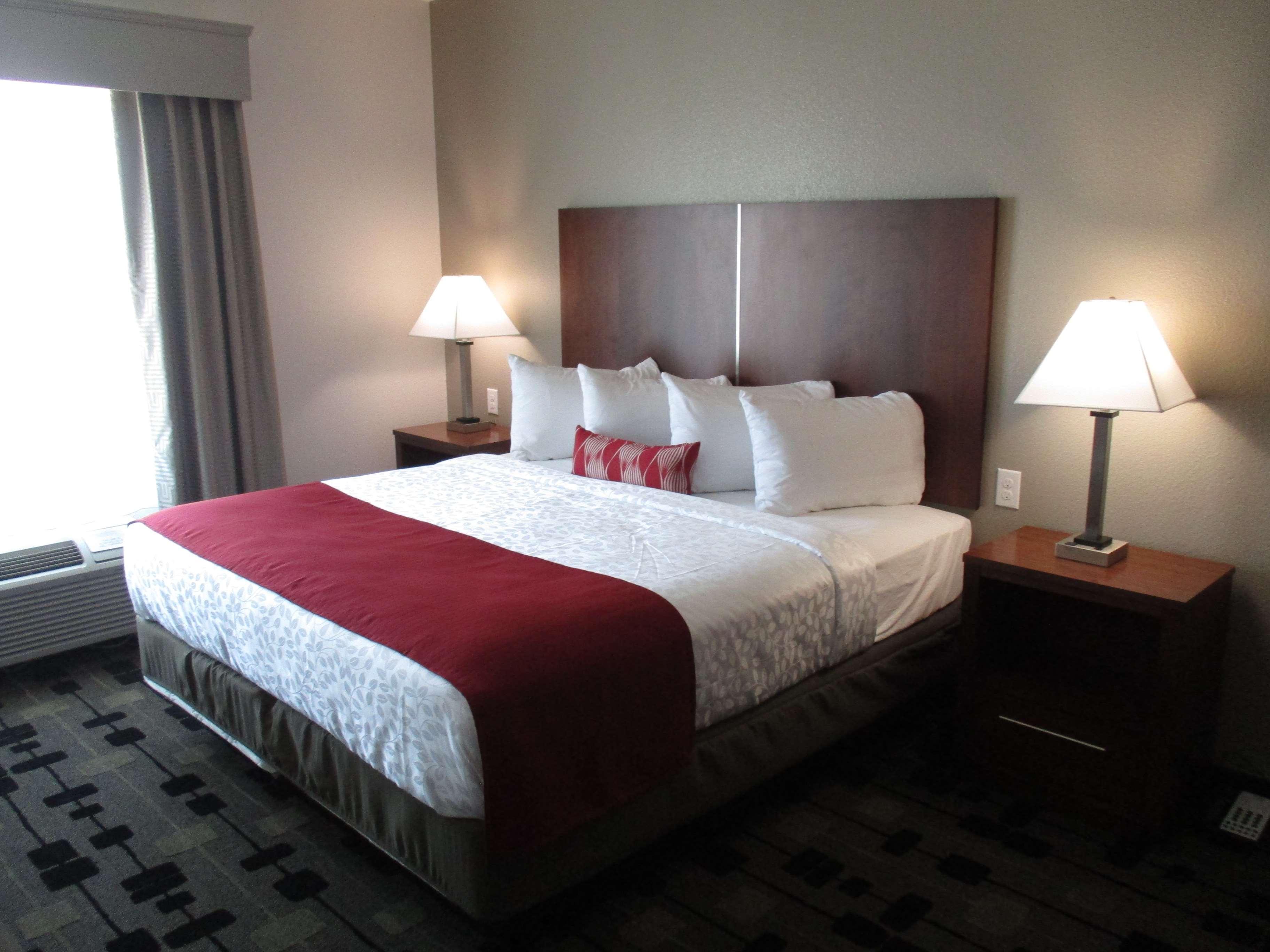 Best Western Plus Big Lake Inn Екстер'єр фото