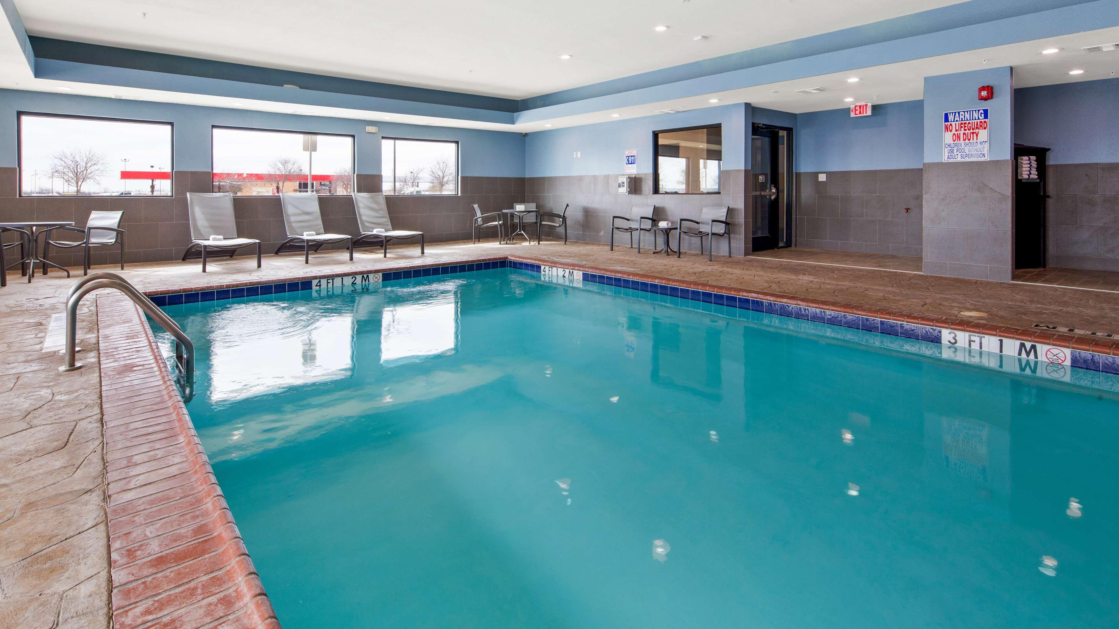 Best Western Plus Big Lake Inn Екстер'єр фото